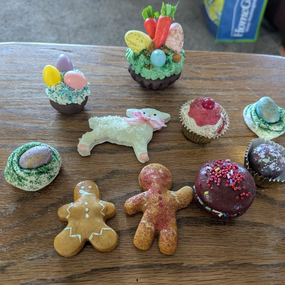 Lot Of 10 Colorful Holiday Easter-Themed Decorative Cupcakes and Cookies